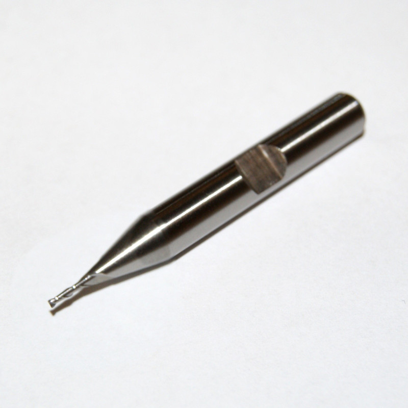 Fraise 2 dents 2 mm M42 pour routeurs