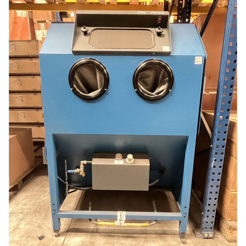 Cabine de sablage professionnelle  à surpression, 250kg de charge  Uniworks PS 1000 - Bonne affaire