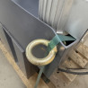 vue du coin du bac légèrement abîmé de Scie à ruban Optimum SD 300 V en Bonne affaire optimachines