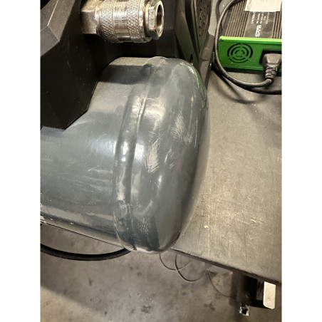 Compresseur silencieux 8 bar 6L 120l/min. Blackair 221 OF E - Bonne affaire. Cuce. Vue 1 Compresseur silencieux 8 bar 6L 120l/min. Blackair 221 OF E - Bonne affaire. Cuce. Vue 1
